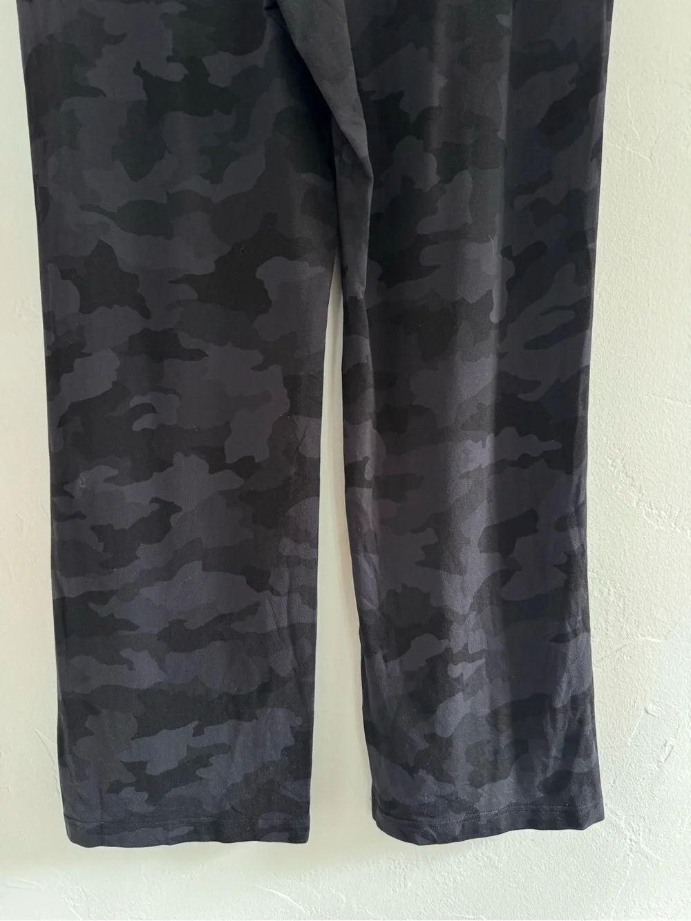Lululemon Ready to Rulu Straight-Leg High-Rise Pant Heritage 365 Camo Deep Coal